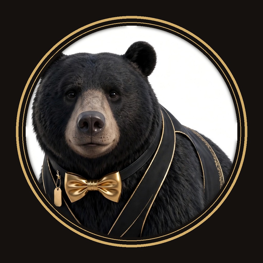 Bougie Bear black bear badge in black and gold